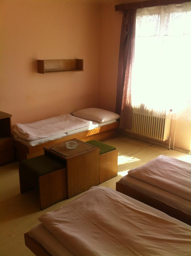 Hotel Bělohlávek Holoubkov Habitación foto